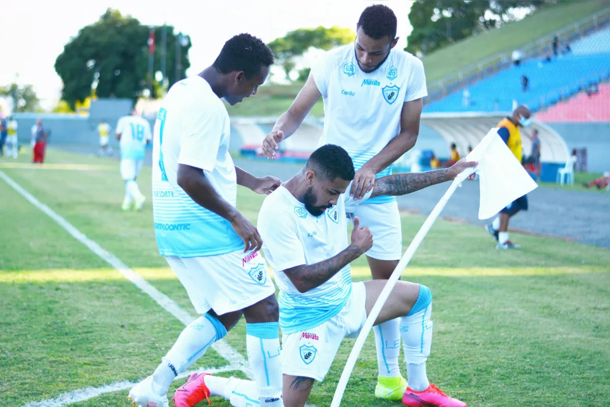 Partida contra o Tombense foi marcada pela superação dos jogadores. 