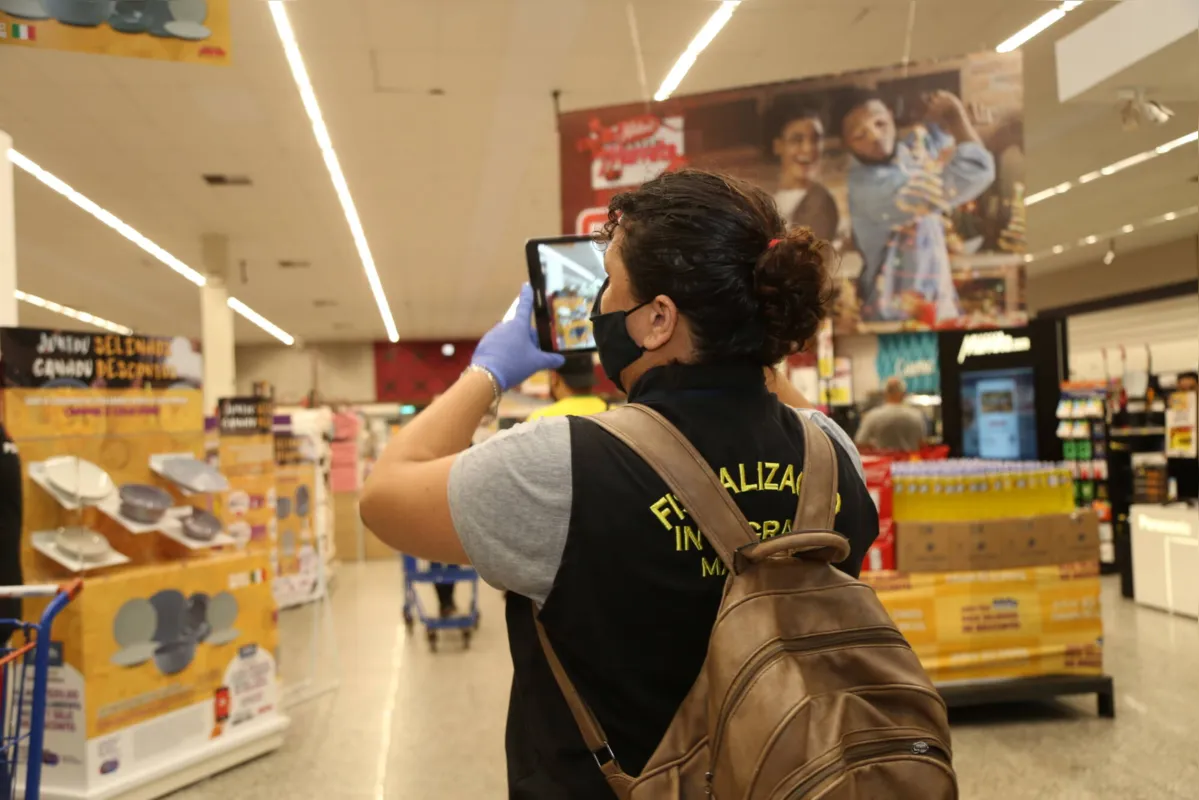 Fiscais registraram vistorias em fotos e videos.