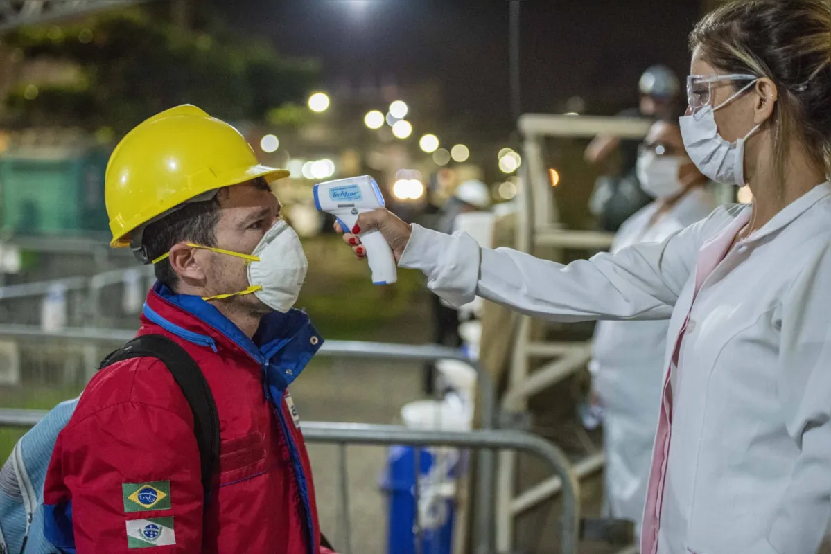 Imagem ilustrativa da imagem Paraná ultrapassa os 300 mil casos confirmados de Covid-19