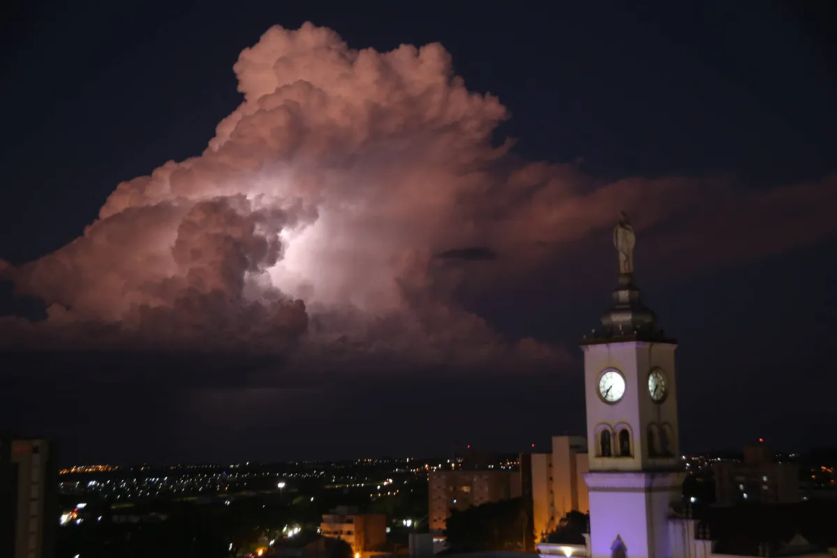 Imagem ilustrativa da imagem A CIDADE FALA - Alerta Tempestade
