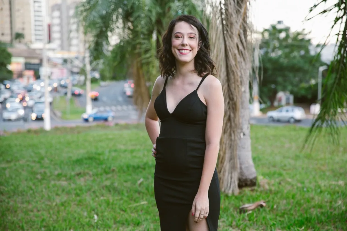 Amanda Damásio foi classificada na categoria "Poesia"