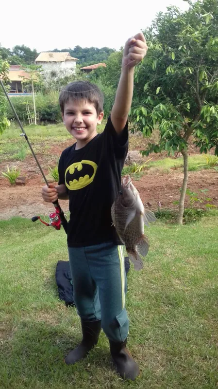 Felipe Cara, 10, passou por inúmeras consultas e cirurgias: comemoração da alta e do aniversário no mesmo mês  