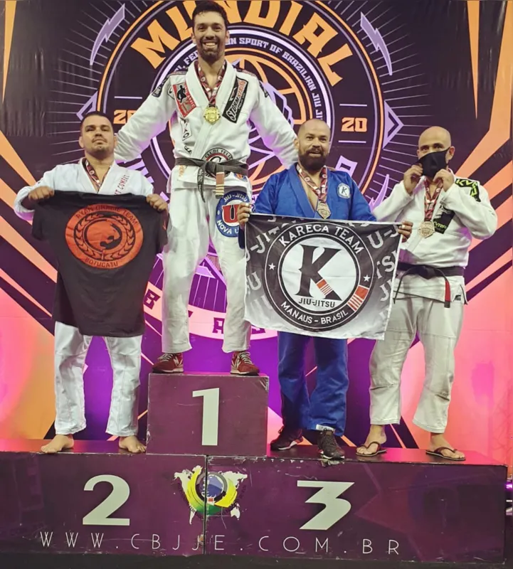 Imagem ilustrativa da imagem Londrinense vence Campeonato Mundial de Jiu-Jitsu