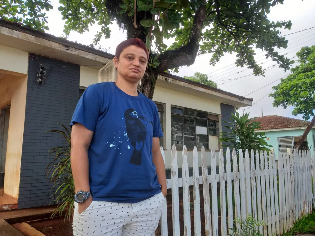 Junior Cristiano Scheer mora no abrigo ofertado pela prefeitura: "Quero ser respeitado pelo que sou”