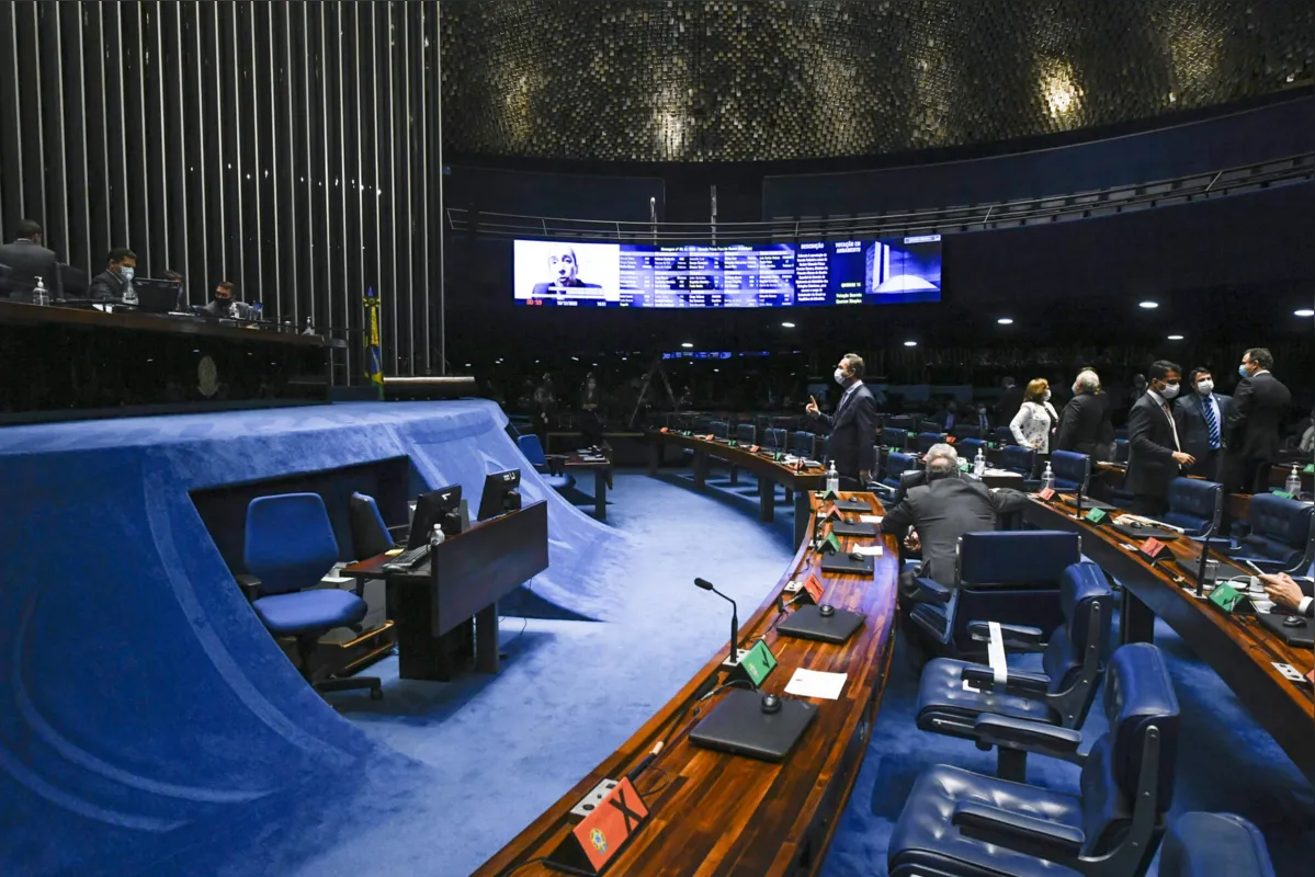 Senado aprovou nesta quarta-feira (16) a Lei de Diretrizes Orçamentárias, que traz a correção do mínimo nacional com base na previsão da inflação acumulada no ano