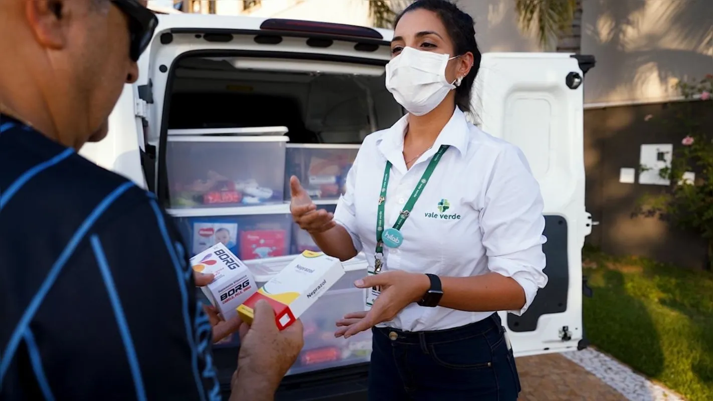 Farma Móvel leva produtos e serviços da rede de farmácias Vale Verde a bairros de Londrina e cidades vizinhas