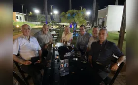 Grupo de economistas comemora 52 anos de amizade