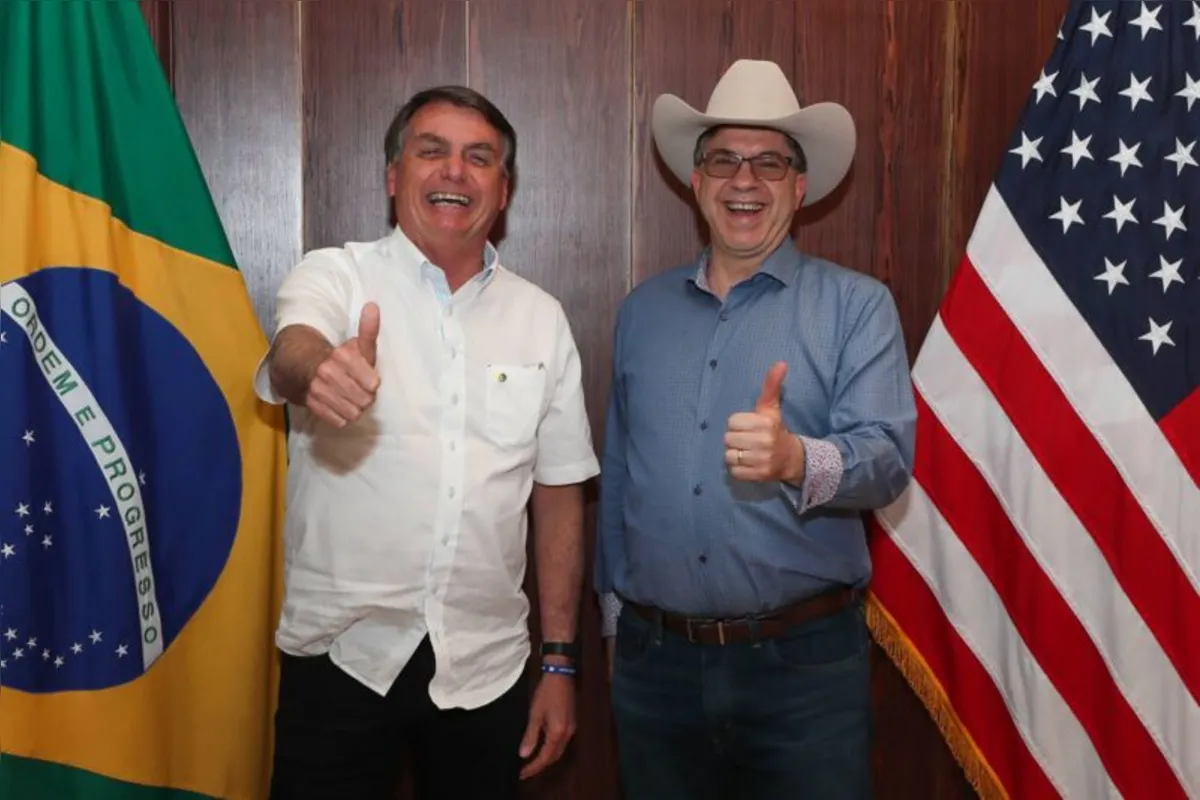 Imagem ilustrativa da imagem Após decretos de Bolsonaro, armas entram novamente em discussão, registros de novas armas aumentam 92% no Paraná