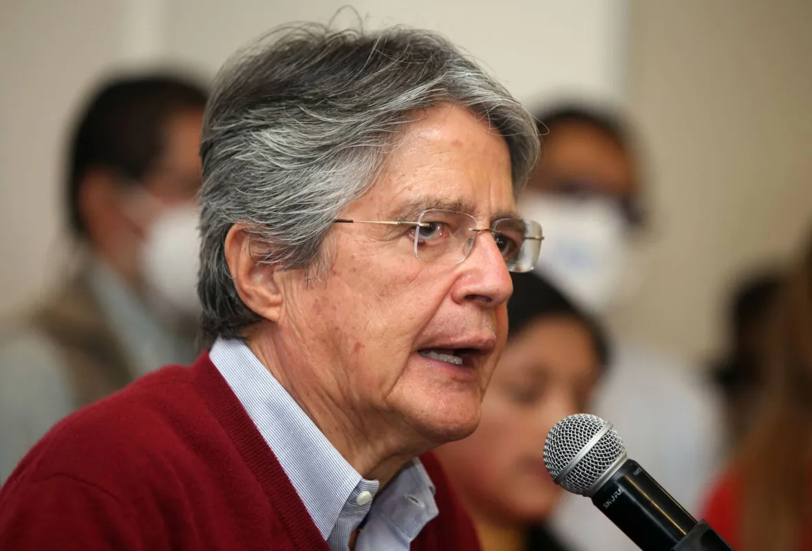 Imagem ilustrativa da imagem Após disputa acirrada, Lasso afirma que acolherá bandeiras da esquerda no 2º turno no Equador