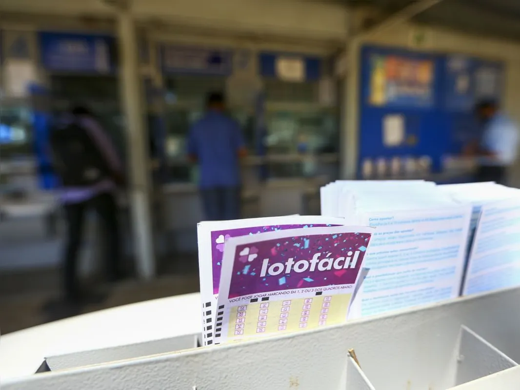 Imagem ilustrativa da imagem Aposta feita na região de Londrina leva prêmio milionário da Lotofácil