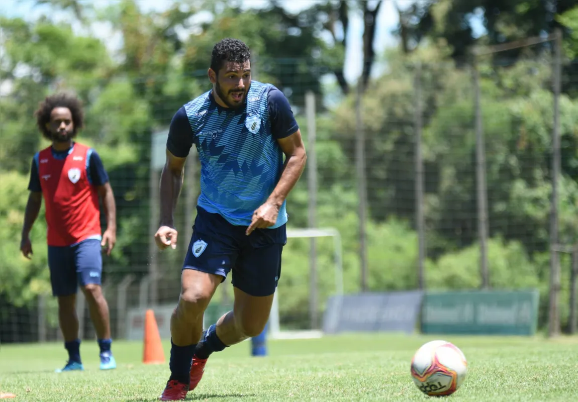 Com três gols em 15 jogos na série C, Carlos Henrique deve voltar a ser titular no jogo decisivo contra o Remo