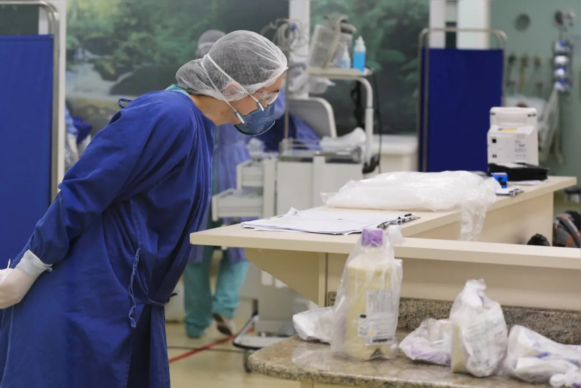 A média móvel de casos confirmados foi de 2954 registros nos últimos sete dias, um acréscimo de 16,74% em relação a 14 dias atrás. 