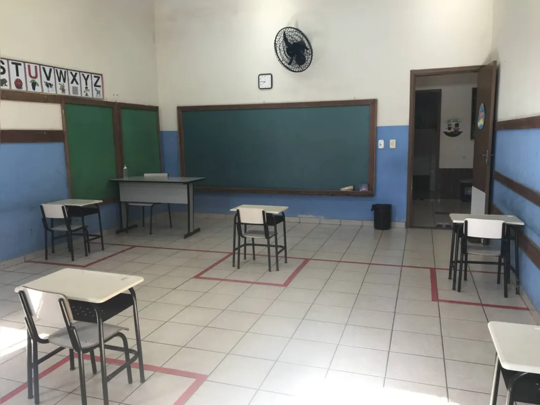 Imagem ilustrativa da imagem Cambé retoma aulas presenciais na rede municipal a partir desta terça-feira