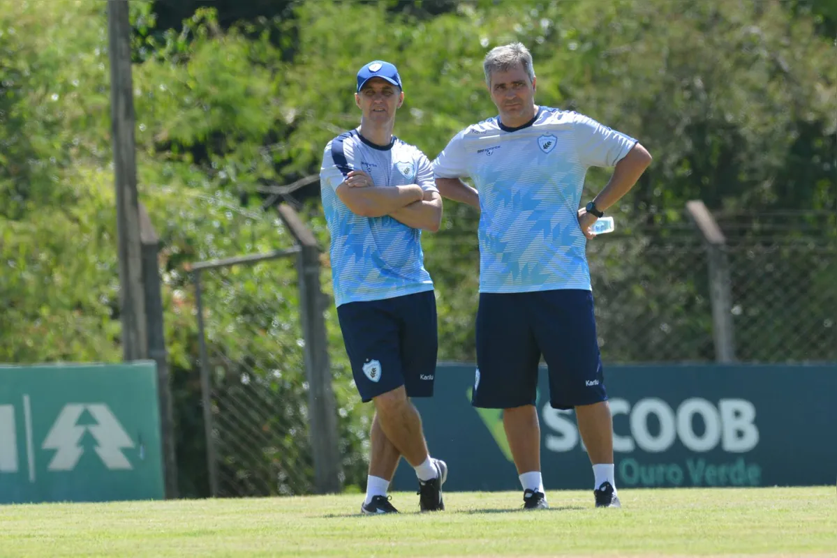 Alemão deixou o comando do LEC após a Série C e Silvinho comandará o time nesta temporada