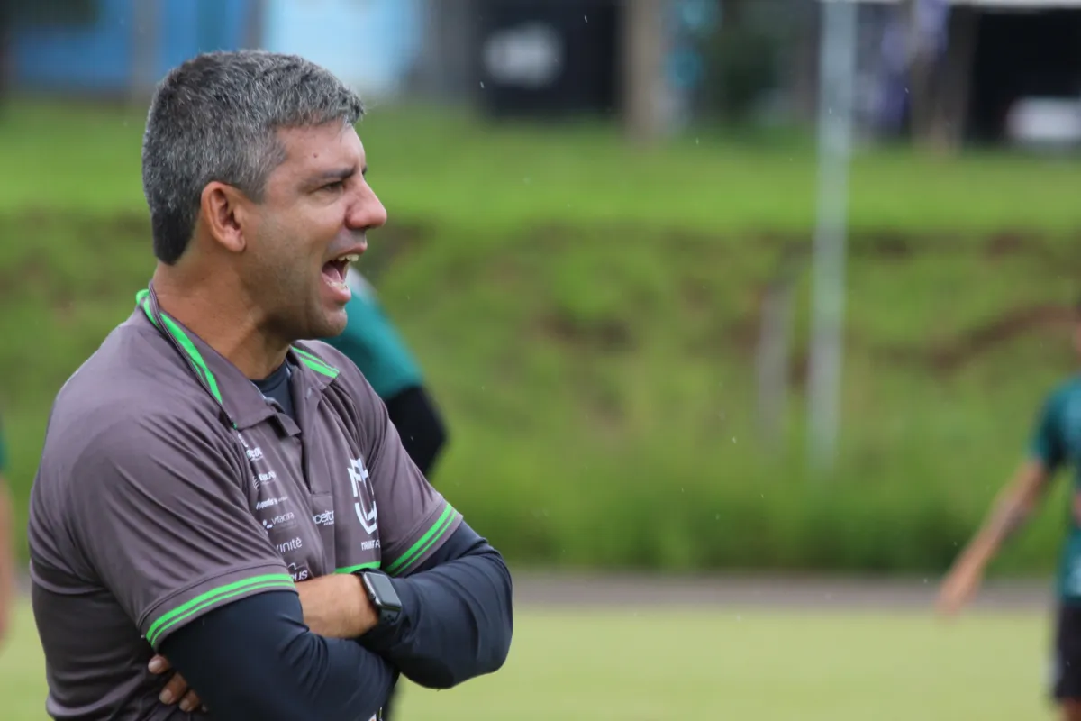 Técnico Marcos Soares vai comandar o Maringá na volta a primeira divisão do Paranaense
