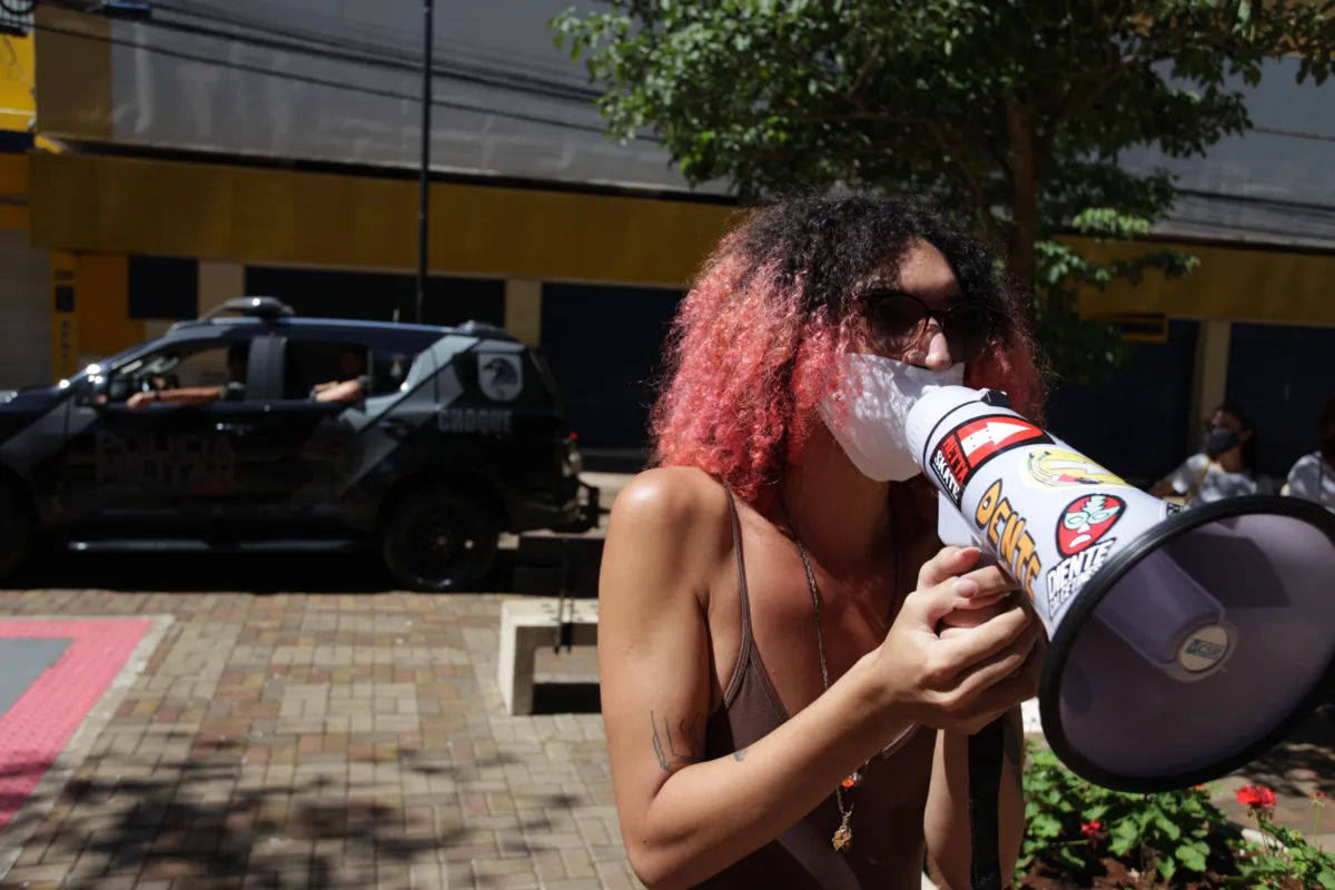 Imagem ilustrativa da imagem Em segundo protesto do dia, manifestantes pedem impeachment de Bolsonaro no Calçadão