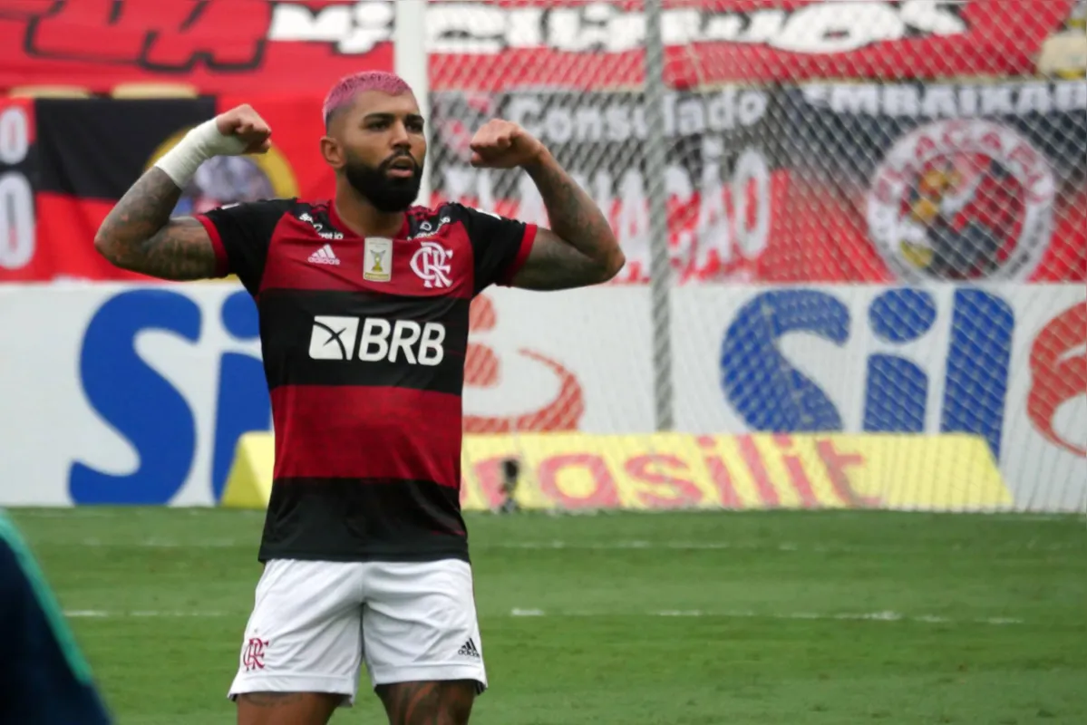 Imagem ilustrativa da imagem Flamengo toma a ponta do Inter e só depende de si para ser campeão brasileiro