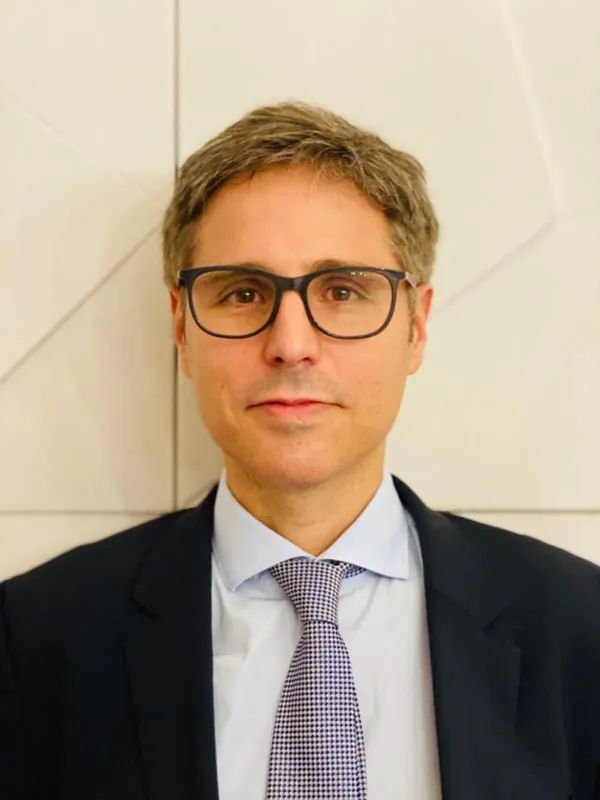 Carlos Augusto Marcondes de Oliveira Monteiro: "Não há lei que obrigue os empregados a tomarem vacina," no que tange a legislação trabalhista