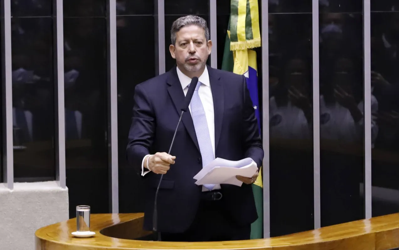 Imagem ilustrativa da imagem Governabilidade de Bolsonaro em jogo nas eleições no Congresso