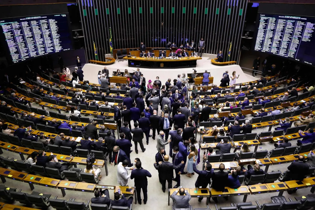 Imagem ilustrativa da imagem Governabilidade de Bolsonaro em jogo nas eleições no Congresso
