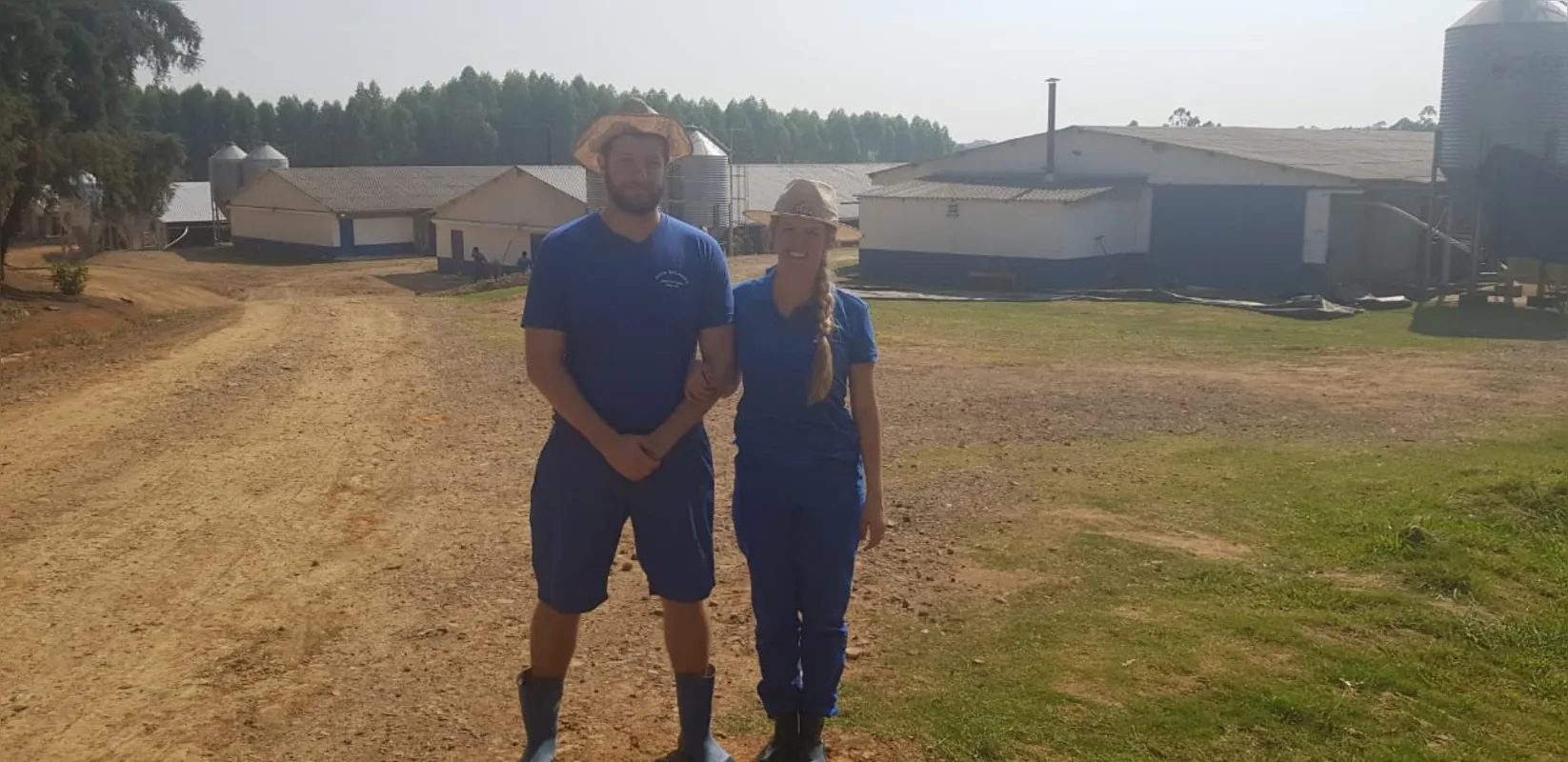 O produtor rural Renan Rosisca e a esposa, a veterinária Nayane, fazem a gestão da propriedade