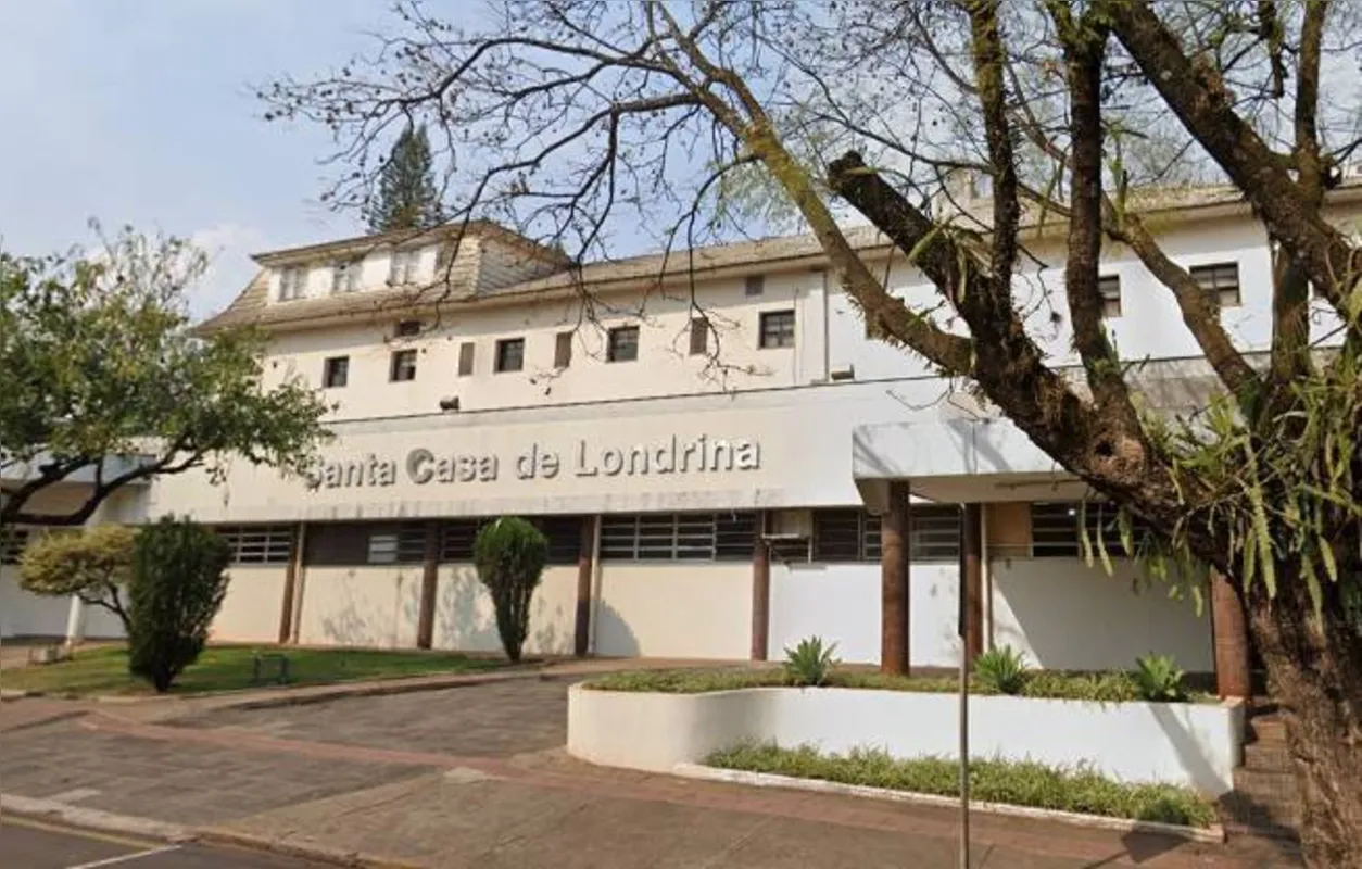A Iscal (Irmandade da Santa Casa de Londrina) vai vacinar sua equipe contra a Covid-19 nesta sexta-feira (22), e neste sábado (23). Devem ser vacinados profissionais entre médicos e funcionários da linha de frente na pandemia ou que tenham mais de 60 anos de idade. 