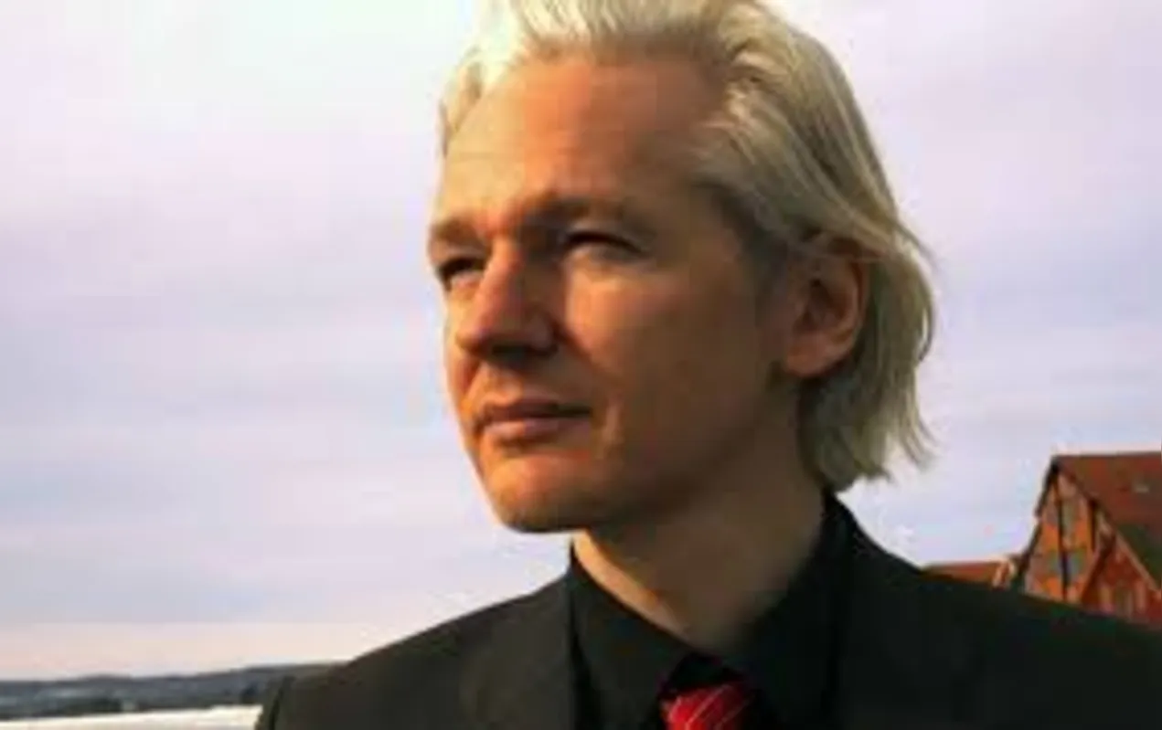 Imagem ilustrativa da imagem Justiça britânica rejeita extradição de Julian Assange para Estados Unidos
