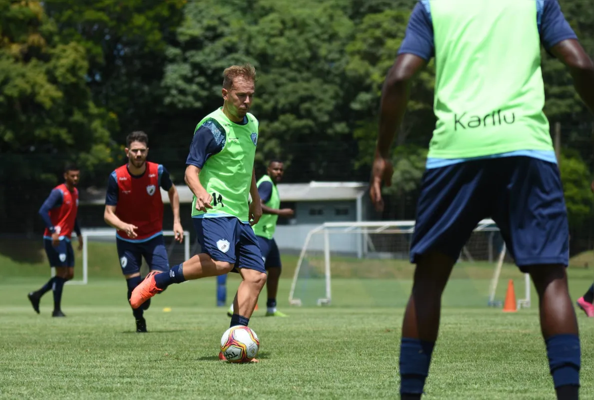 A entrada de Jardel no meio-campo será uma das alterações feitas pelo técnico Silvinho Canuto para a decisão contra o Remo