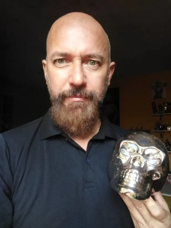 Imagem ilustrativa da imagem Londrinense é premiado por versão moderna de “Hamlet”