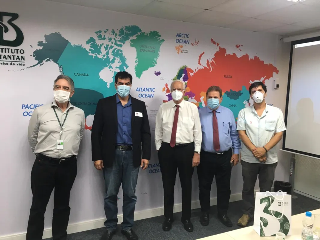 Prefeito Marcelo Belinati esteve nesta quarta-feira (13) no Instituto Butantan, em São Paulo