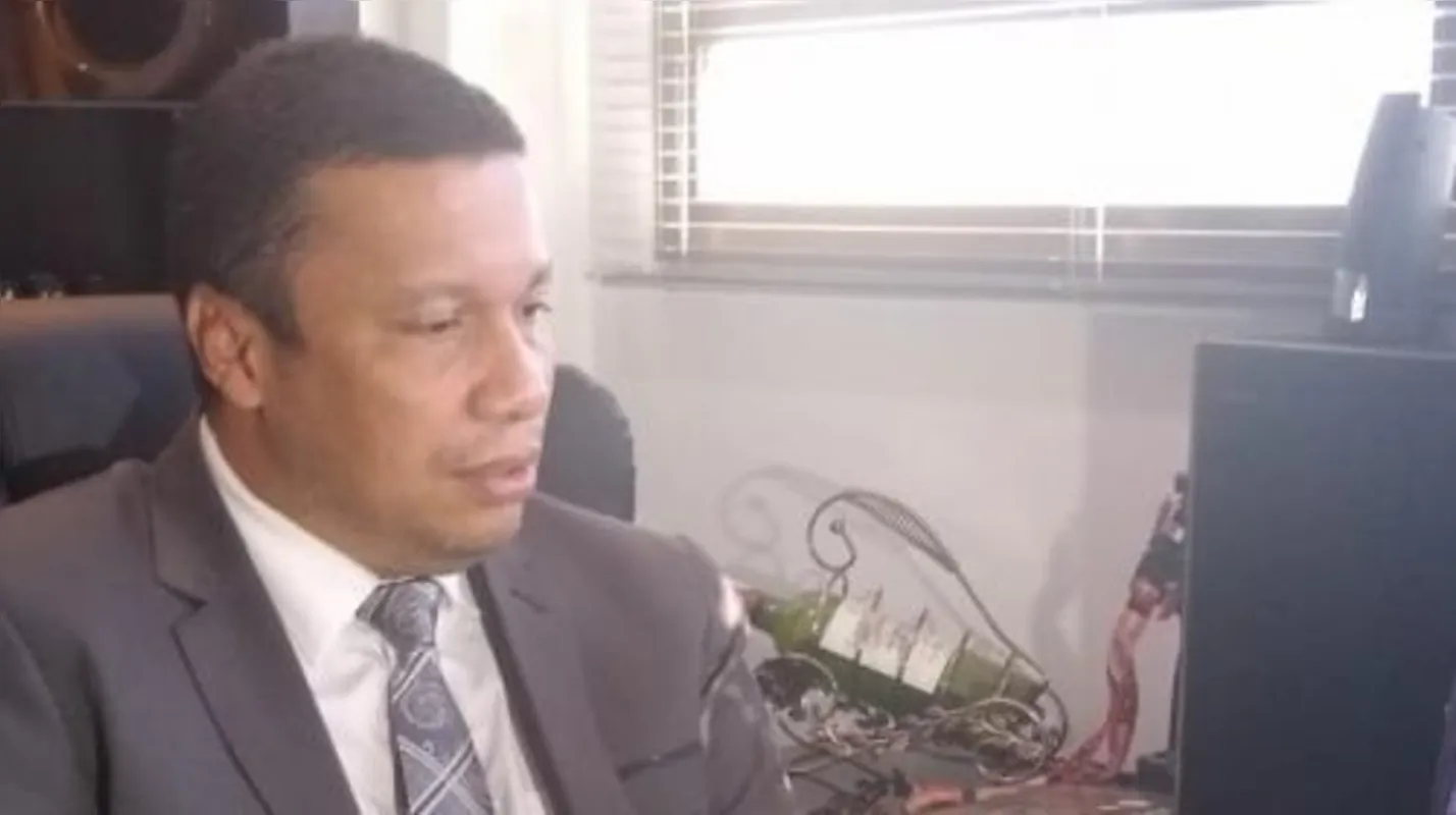 Advogado Alexandre Aquino, que defende o oficial de justiça