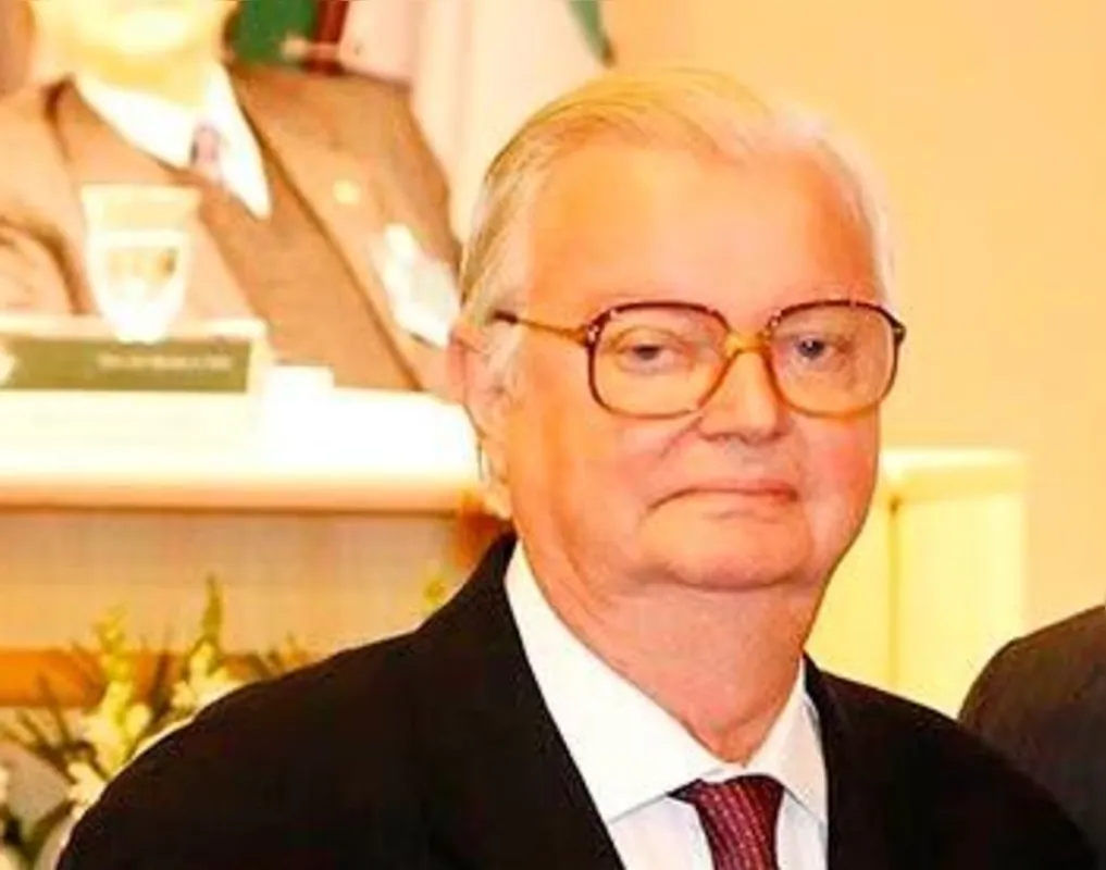 Imagem ilustrativa da imagem Ortopedista Axel Hulsmeyer morre em Londrina vítima de Covid-19
