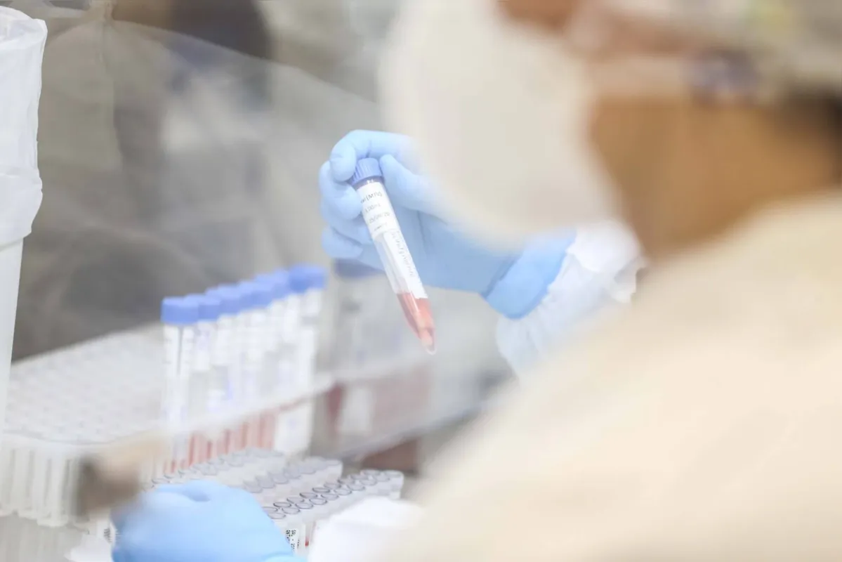 Laboratório Central do Estado - LACEN  -  Recepção  de amostras para teste do Coronavirus. 
Curitiba, 01/04/2020 - Foto: Geraldo Bubniak/AEN