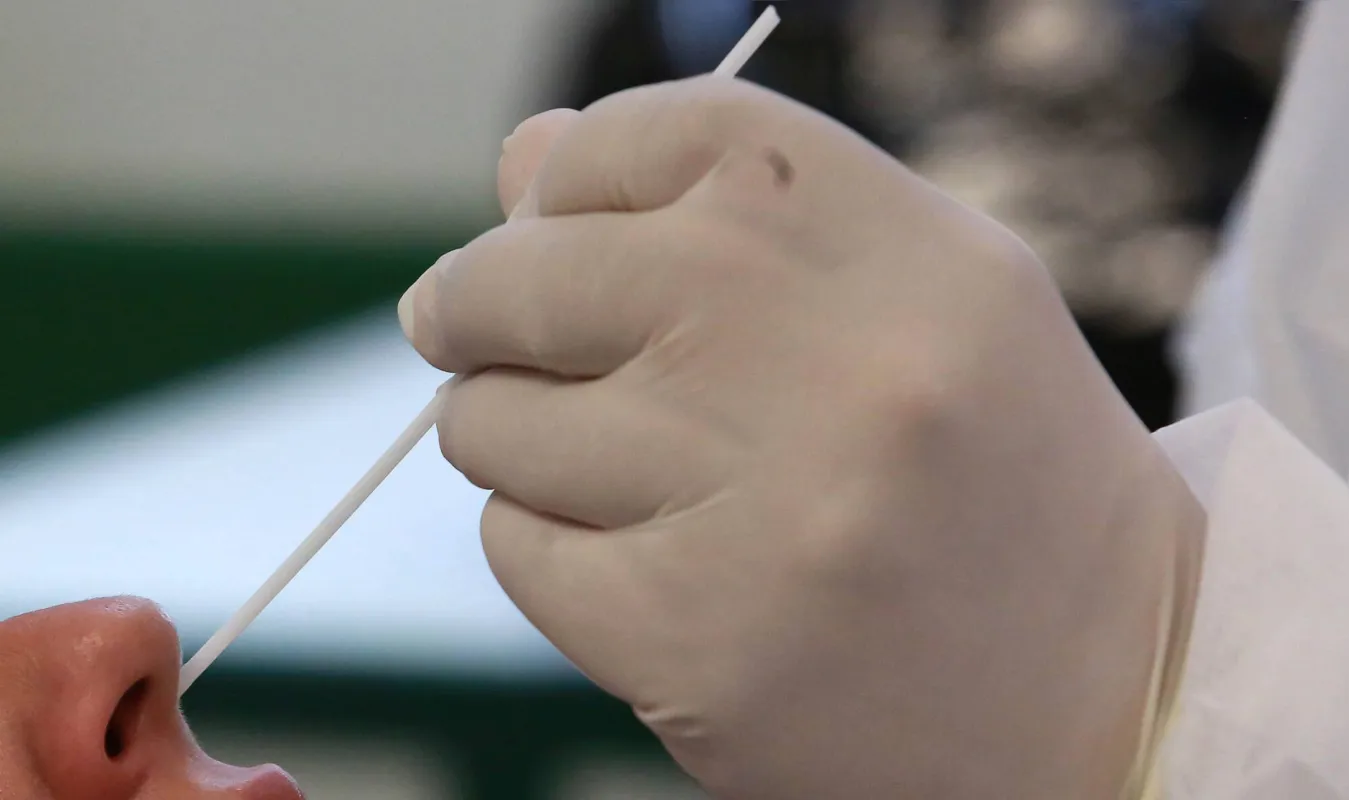 Imagem ilustrativa da imagem Paraná se aproxima dos 570 mil casos de Covid-19