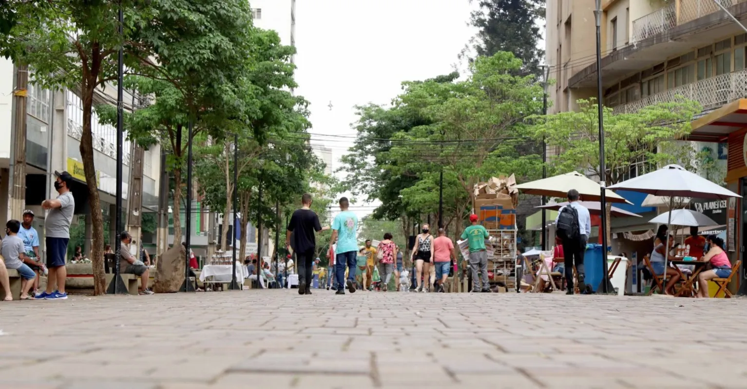O expediente deve cumprir o decreto n° 61/2020, assinado nesta sexta-feira (15) pelo prefeito Marcelo Belinati.