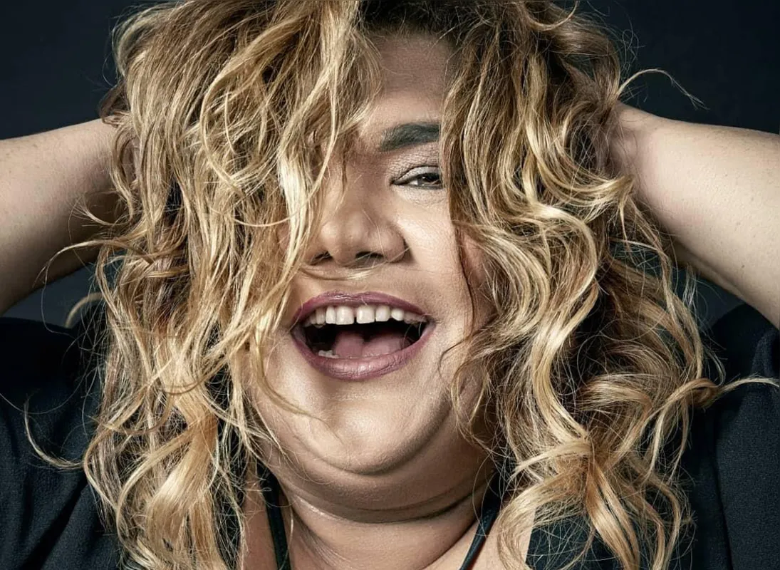 Simone Mazzer: " Repertório vai refletir coisas que se  encaixam com a sonoridade que a gente está buscando neste momento"