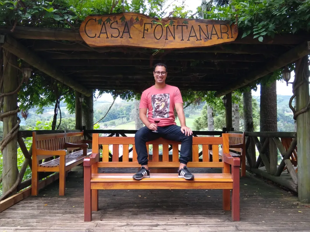 Fábio Luporini num tour pelas vinícolas