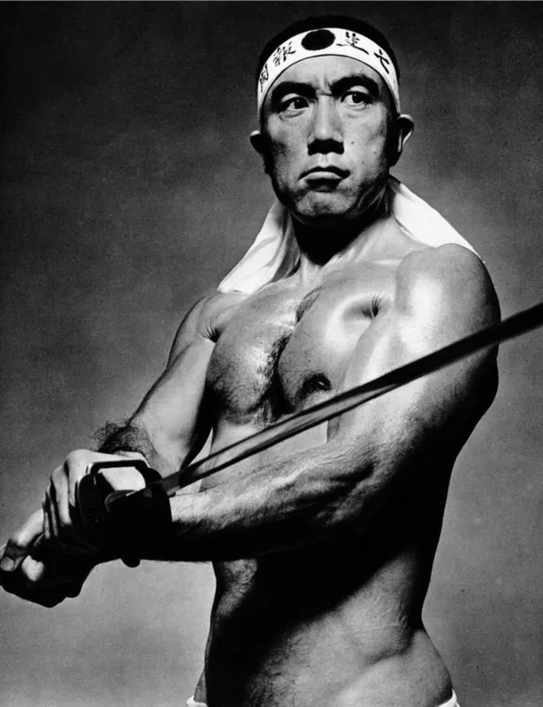 Yukio Mishima: de uma família de samurais, ele se tornou um dos mais importantes escritores do Japão contemporâneo