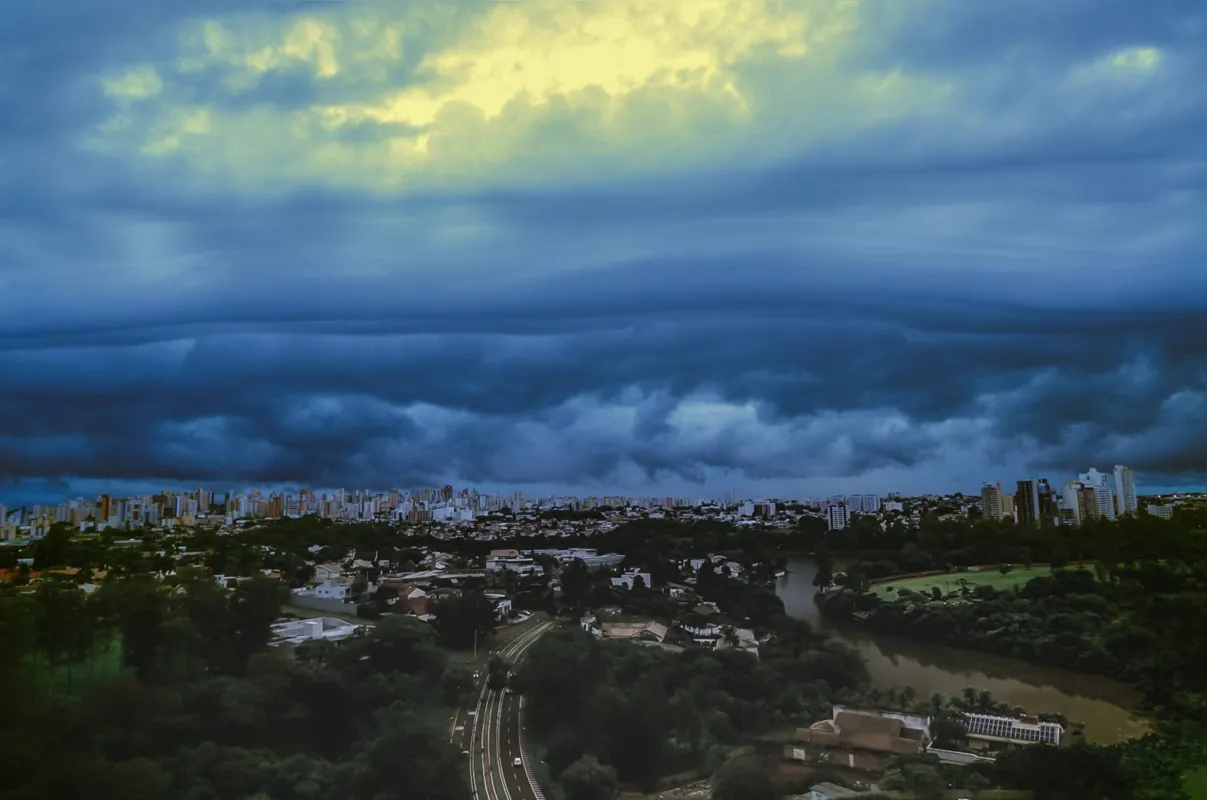 Imagem ilustrativa da imagem A CIDADE FALA - princípio do mês