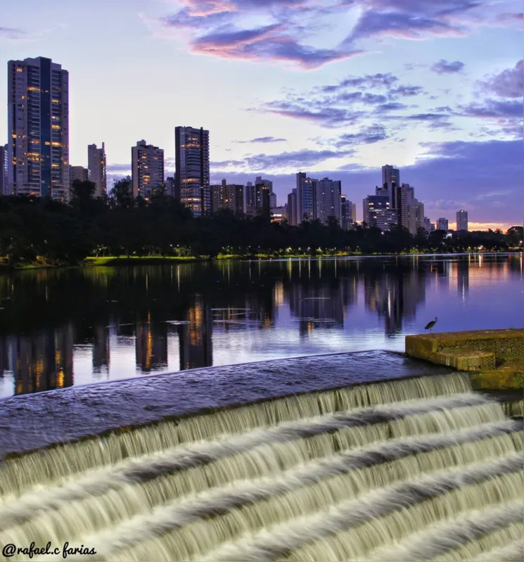 Imagem ilustrativa da imagem A CIDADE FALA| Último fim de tarde de Verão