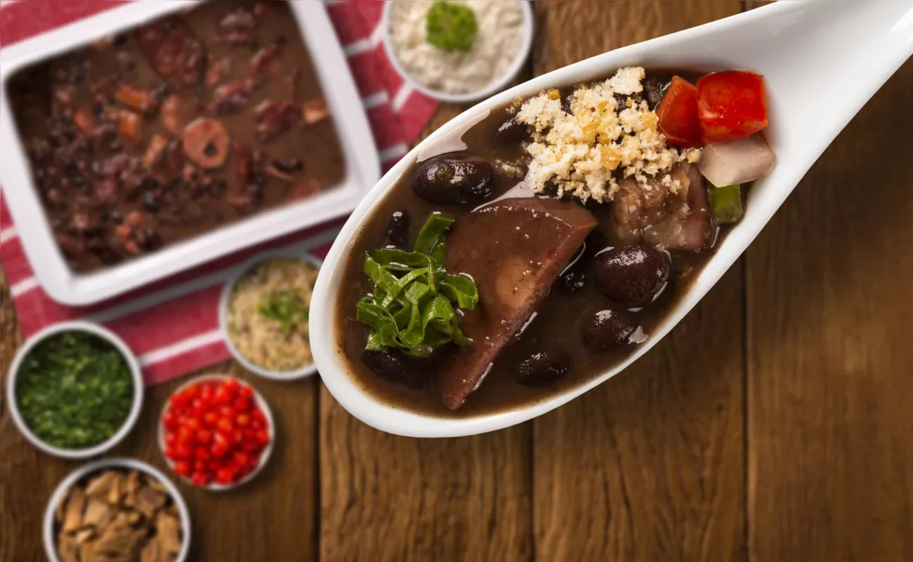 Feijoada: um prato para colocar muitas pessoas em torno da mesa