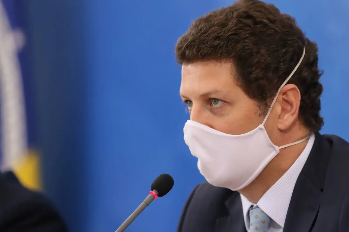 Relatórios sobre a gestão de Salles à frente do Meio Ambiente preocupa comunidade internacional
