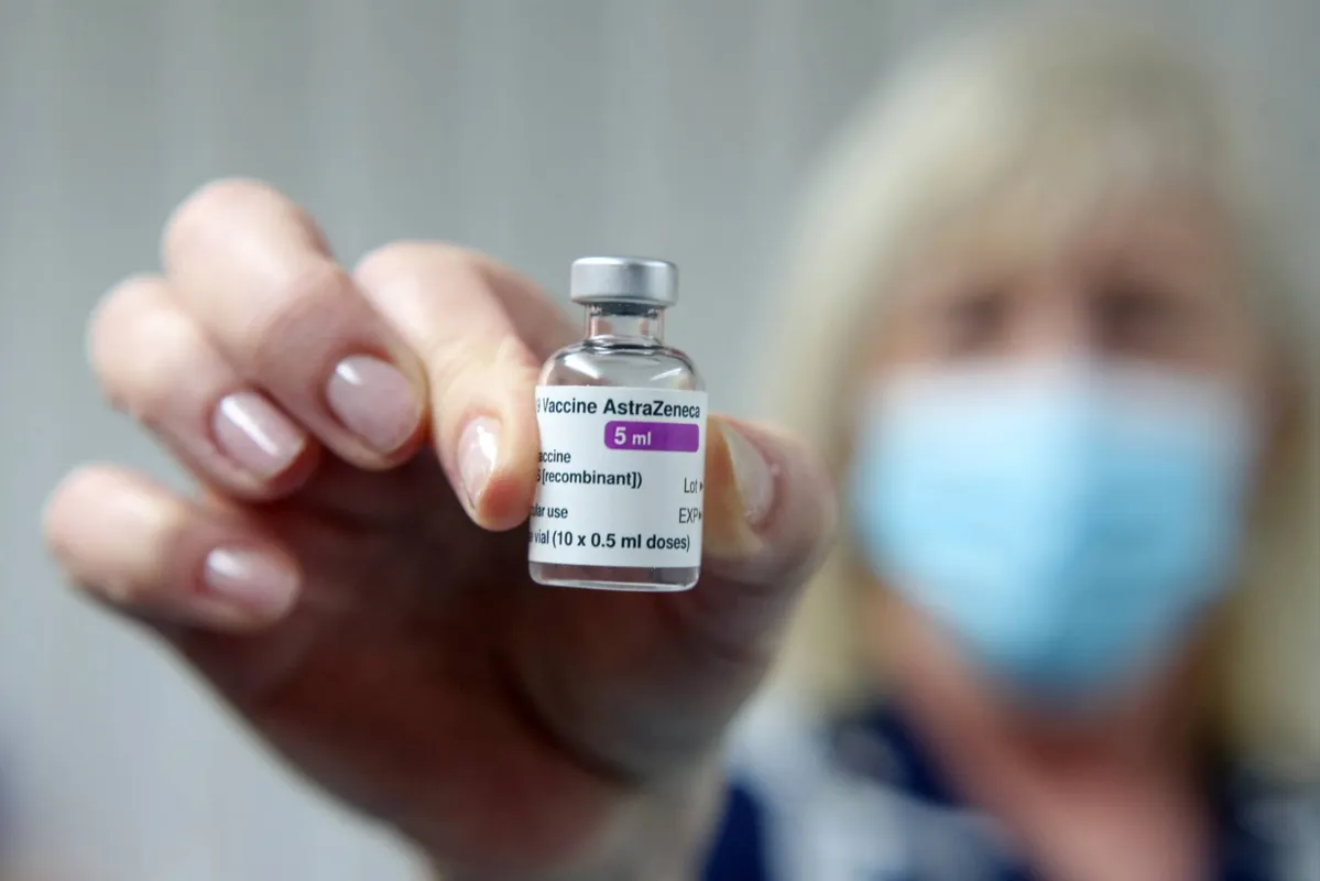 Imagem ilustrativa da imagem Dinamarca desiste de usar vacina da AstraZeneca