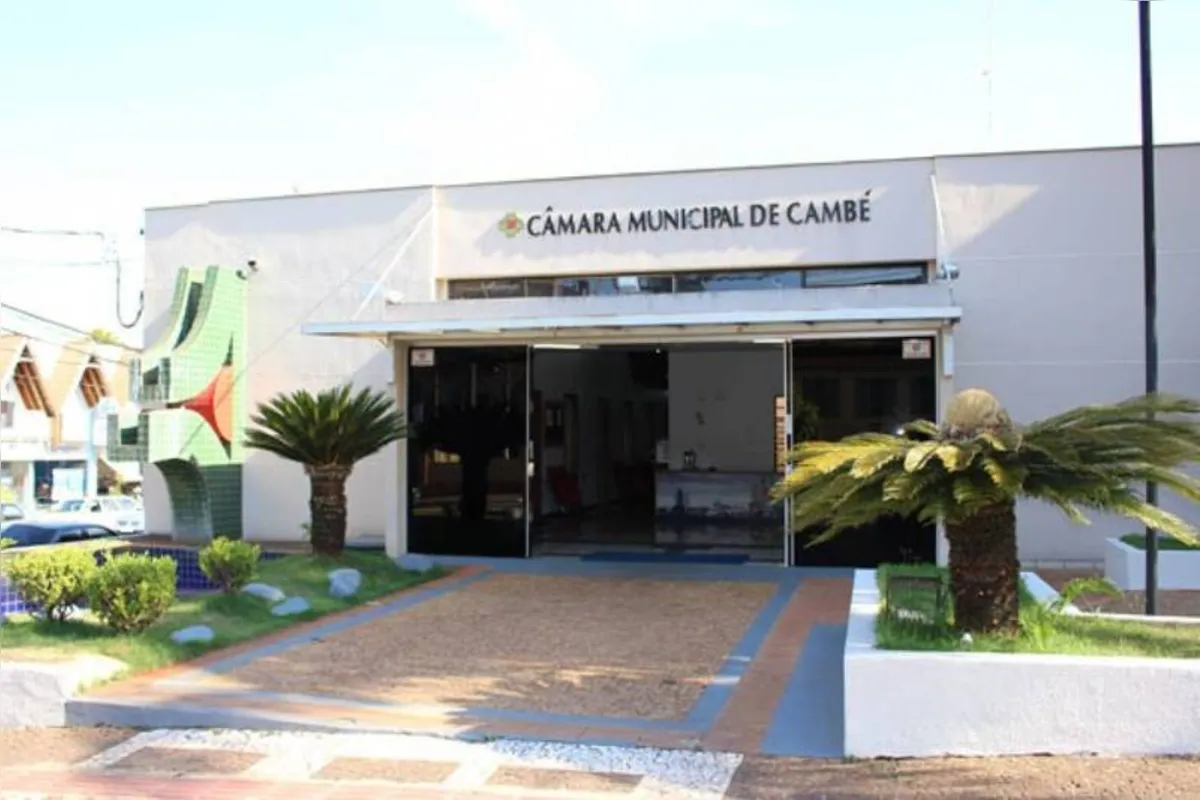Imagem ilustrativa da imagem Em 11 minutos, vereadores de Cambé aprovam reposição para servidores e prefeito