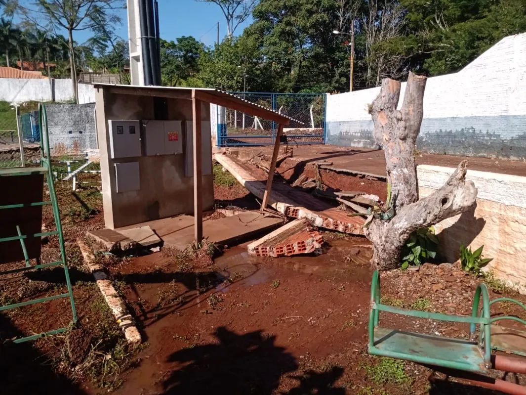Espaço de lazer, que tinha sido reformado, foi destruído