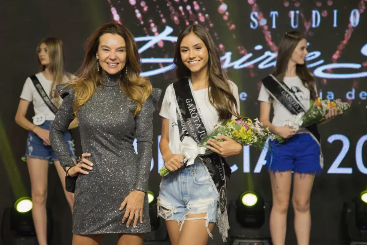 Beatriz Perassoli, a Garota Studio Desirée Soares na categoria Juvenil