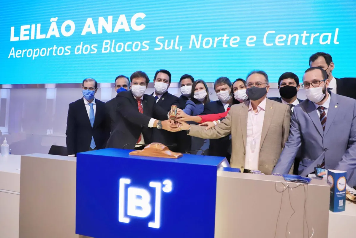 Imagem ilustrativa da imagem Grupo CCR arremata aeroportos do Bloco Sul com ágio de 1.536%