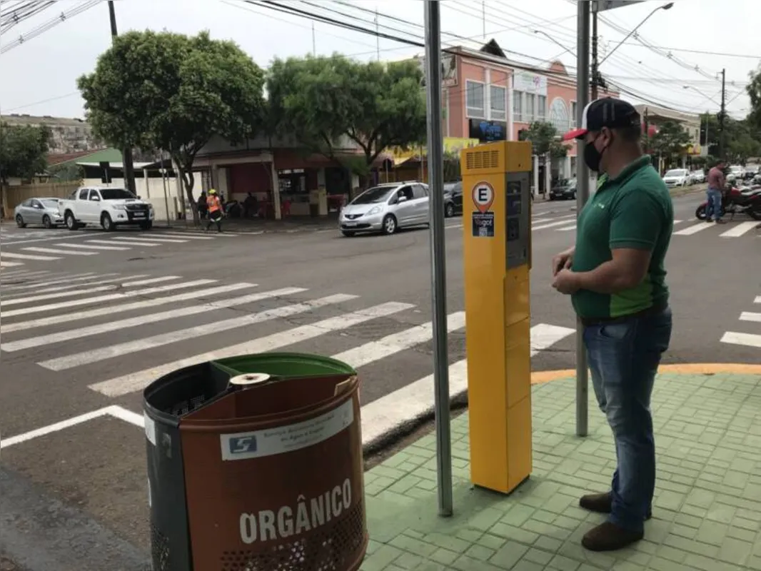 Imagem ilustrativa da imagem Ibiporã pode limitar tempo de idosos e pessoas com deficiência em estacionamento rotativo