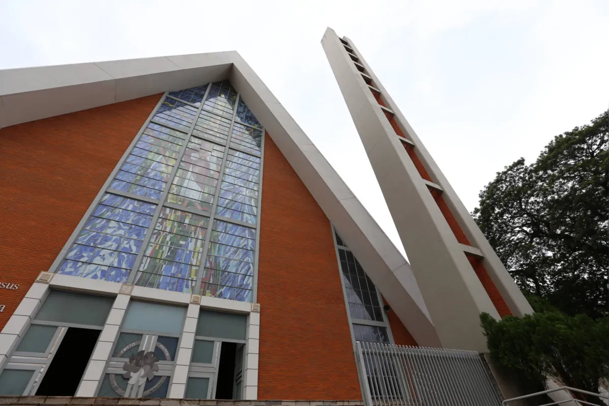 Imagem ilustrativa da imagem Igreja Católica volta a realizar missas presenciais em Londrina