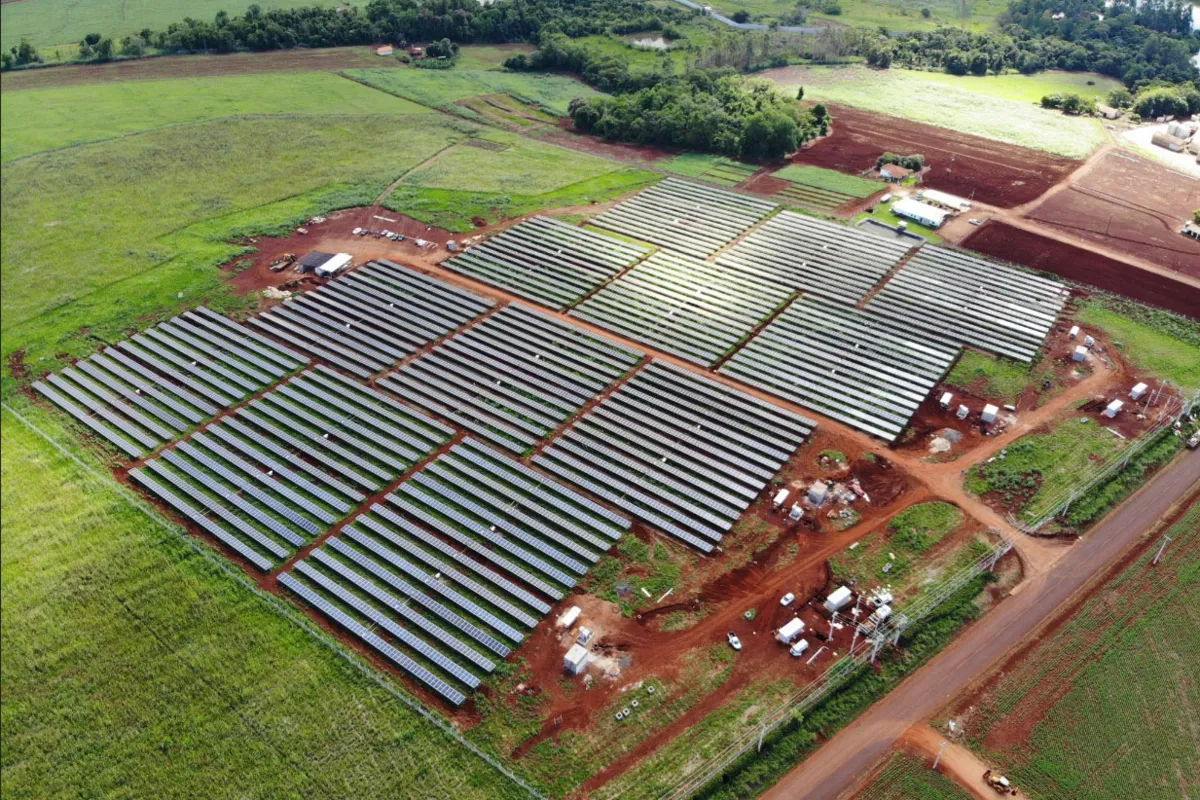 Imagem ilustrativa da imagem Investimentos em energia solar crescem em todo o Estado